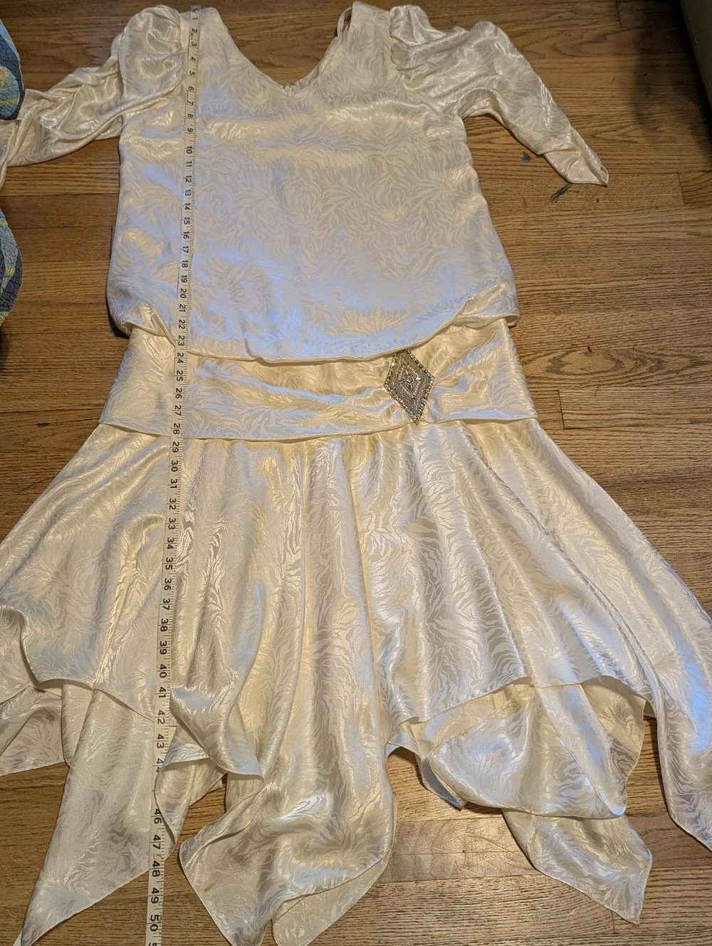 Vtg 80s Whimsigoth Bridal Shower Dress White Satin Jacquard Handkerchief Hem 12 - Picture 2 of 14